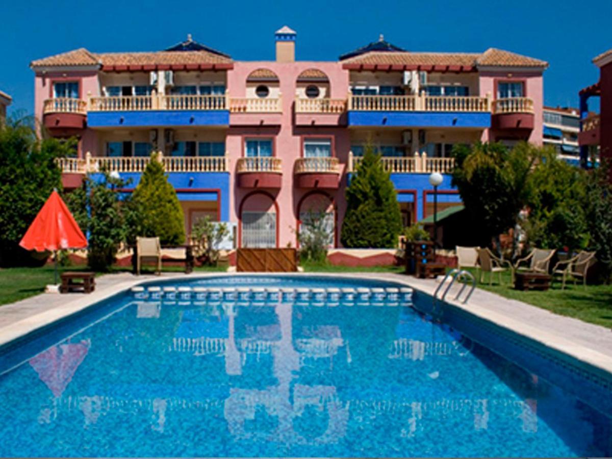 Apartamentos Marina Internacional Torrevieja Exterior foto