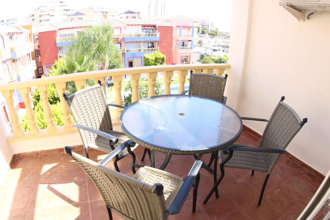 Apartamentos Marina Internacional Torrevieja Exterior foto
