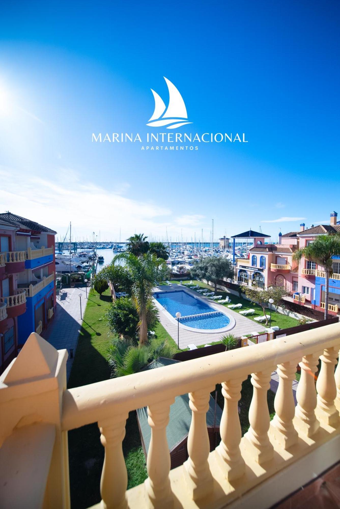 Apartamentos Marina Internacional Torrevieja Exterior foto