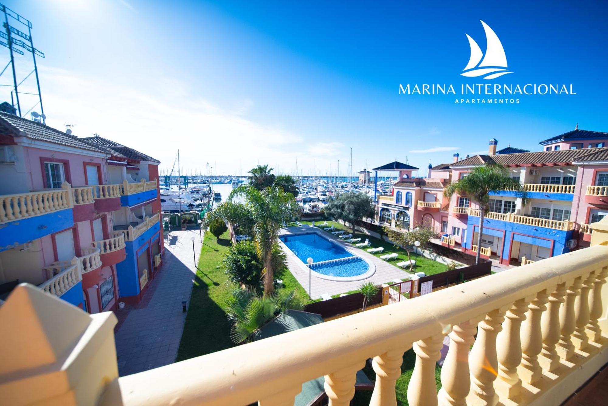 Apartamentos Marina Internacional Torrevieja Exterior foto
