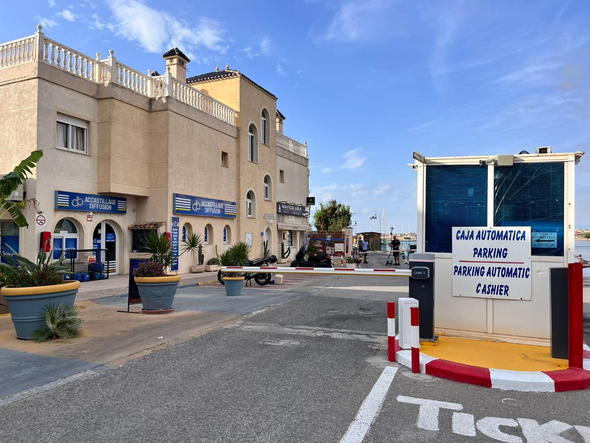 Apartamentos Marina Internacional Torrevieja Exterior foto